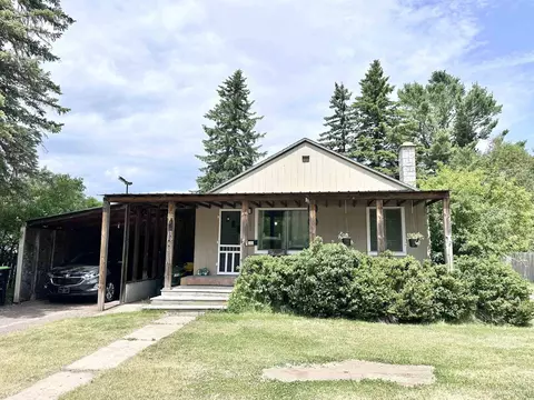 104 3rd, Iron Mountain, MI 49801