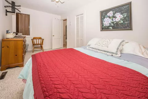 Bedroom - 3152 Van Deusen, Harrison, MI 48625 photo 2 of 6