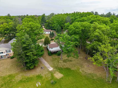 View/Area - 3152 Van Deusen, Harrison, MI 48625 photo 18 of 20
