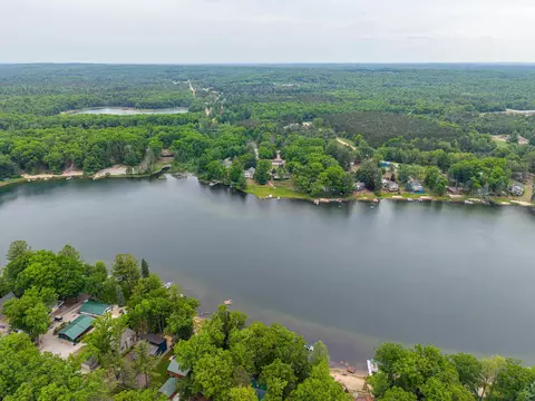 View/Area - 3152 Van Deusen, Harrison, MI 48625 photo 7 of 20