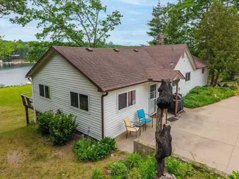 Exterior - 3152 Van Deusen, Harrison, MI 48625 photo 16 of 31