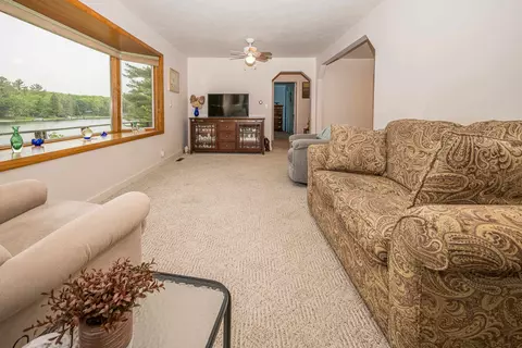 Living - 3152 Van Deusen, Harrison, MI 48625 photo 6 of 6