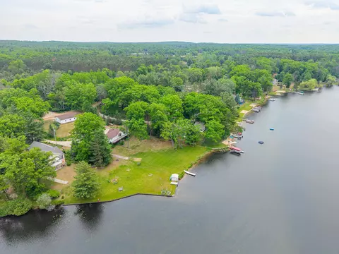 View/Area - 3152 Van Deusen, Harrison, MI 48625 photo 14 of 20