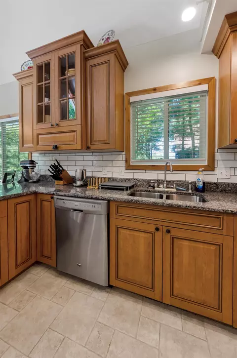 Kitchen - 4941 E Shr, Alger, MI 48610 photo 5 of 6