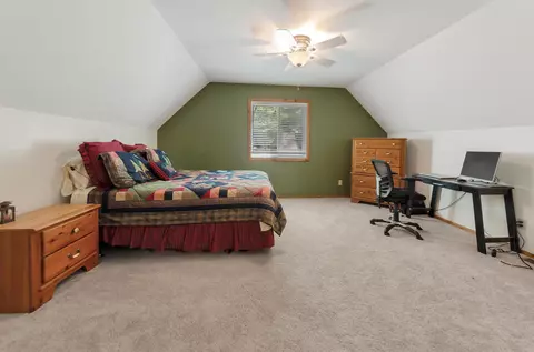 Bedroom - 4941 E Shr, Alger, MI 48610 photo 5 of 8