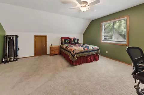 Bedroom - 4941 E Shr, Alger, MI 48610 photo 6 of 8