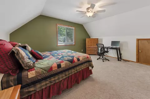 Bedroom - 4941 E Shr, Alger, MI 48610 photo 7 of 8