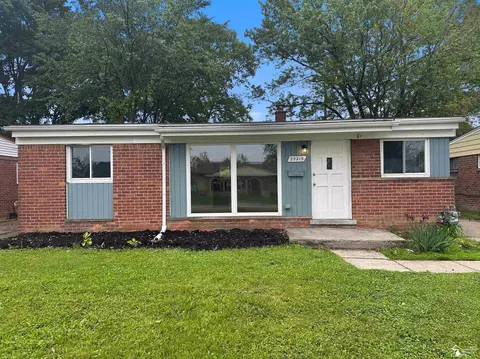 29219 York, Inkster, MI 48141