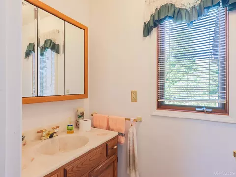 Bath - n6355 Alger Heights Road, Munising, MI 49862 photo 3 of 3