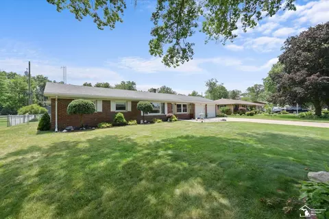 Exterior - 1065 Valetta, Temperance, MI 48182 photo 1 of 10