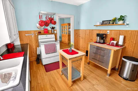 Kitchen - 306 W W Rdg, Ishpeming, MI 49849 photo 3 of 3