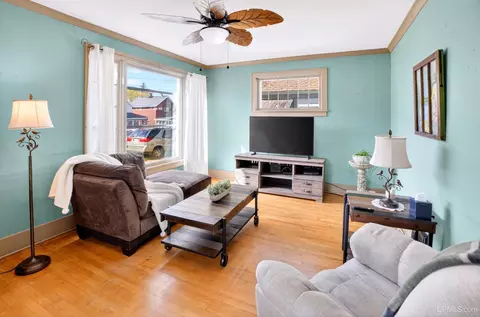 Living - 306 W W Rdg, Ishpeming, MI 49849 photo 2 of 2