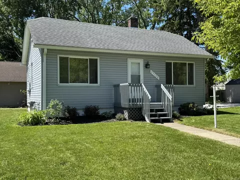 23726 Carlington, Clinton Township, MI 48036
