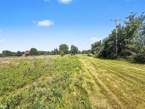 000 Marine City Hwy, Marine City, MI 48054