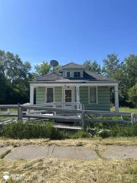 3326 Ruckle, Saginaw, MI 48601