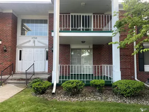 1750 Monticello, Trenton, MI 48183