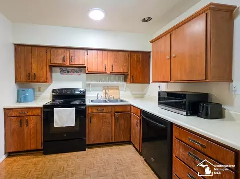 Kitchen - 419 Richards, Monroe, MI 48162 photo 2 of 2