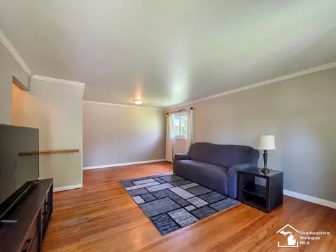 Living - 419 Richards, Monroe, MI 48162 photo 1 of 2