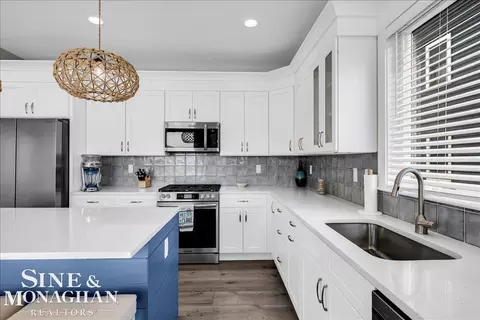 Kitchen - 7305 Dyke, Algonac, MI 48001 photo 3 of 5