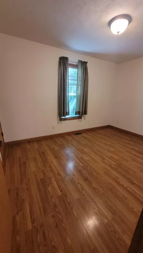 Bedroom - 4180 S Reed, Durand, MI 48429 photo 3 of 5