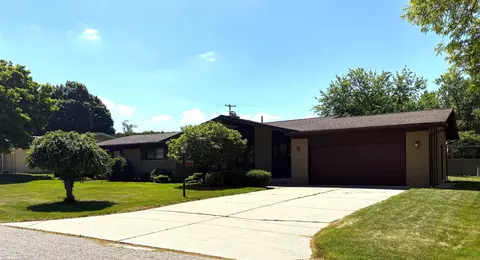 20210 Anita, Clinton Township, MI 48036