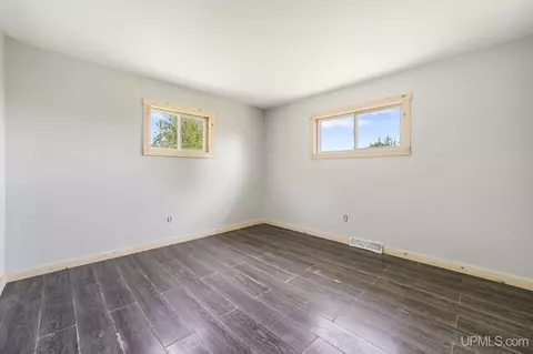 Bedroom - n5797 Eben Road, Eben Junction, MI 49825 photo 3 of 6