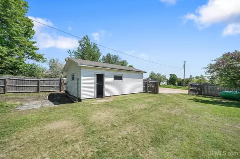 Exterior - n5797 Eben Road, Eben Junction, MI 49825 photo 7 of 10
