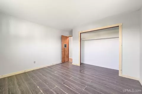 Bedroom - n5797 Eben Road, Eben Junction, MI 49825 photo 4 of 6