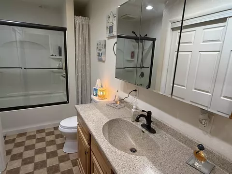 Bath - 182 E M-61, Gladwin, MI 48624 photo 1 of 6