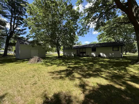 Exterior - 182 E M-61, Gladwin, MI 48624 photo 5 of 7