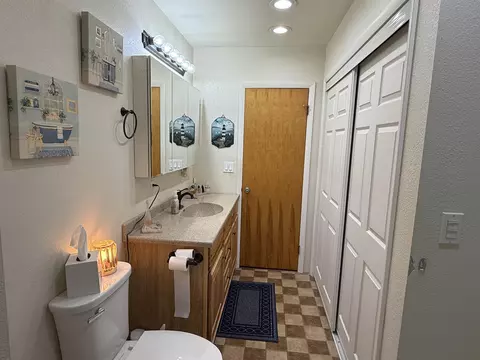 Bath - 182 E M-61, Gladwin, MI 48624 photo 6 of 6