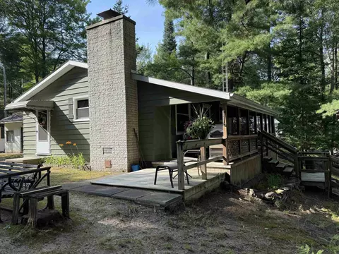 Exterior - 948 Rivers Ter, Gladwin, MI 48624 photo 2 of 14