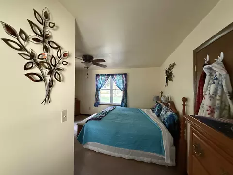 Bedroom - 948 Rivers Ter, Gladwin, MI 48624 photo 3 of 6