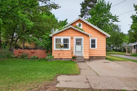 1411 Birch, Marquette, MI 49855