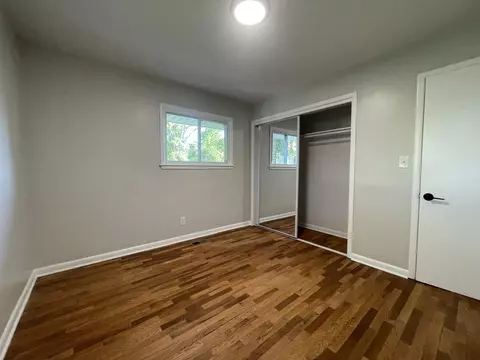 Bedroom - 114 E Henry, Flushing, MI 48433 photo 4 of 4