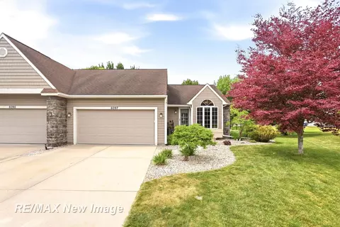 6097 Foxwood, Saginaw, MI 48638