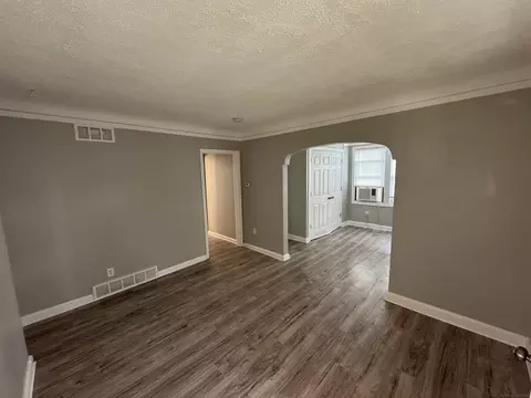Living - 690 E Marshall, Ferndale, MI 48220 photo 1 of 1