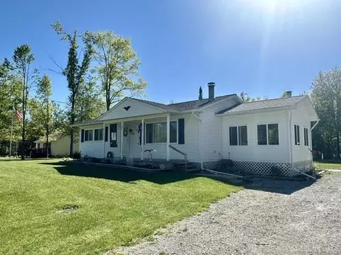 17900 Iroquois, Atlanta, MI 49709