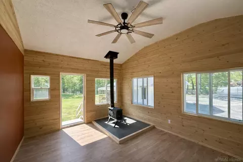 17900 Iroquois, Atlanta, MI 49709