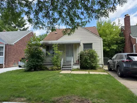20237 Washtenaw, Harper Woods, MI 48225