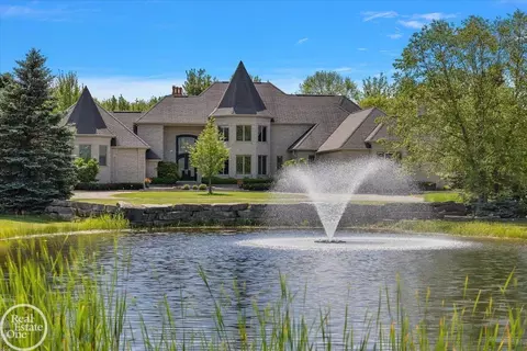 61391 Indian Trl, Ray Twp, MI 48096