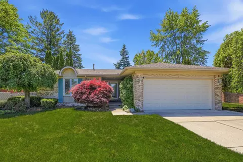 19688 Rich, Clinton Township, MI 48038
