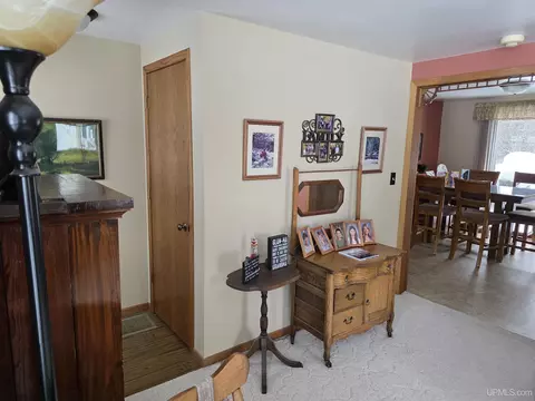 4849 Danforth, Escanaba, MI 49829 photo 6