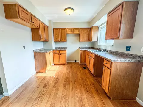 Kitchen - 343 Beach, Mount Morris, MI 48458 photo 2 of 4