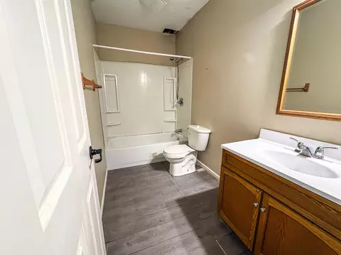 Bath - 343 Beach, Mount Morris, MI 48458 photo 2 of 2