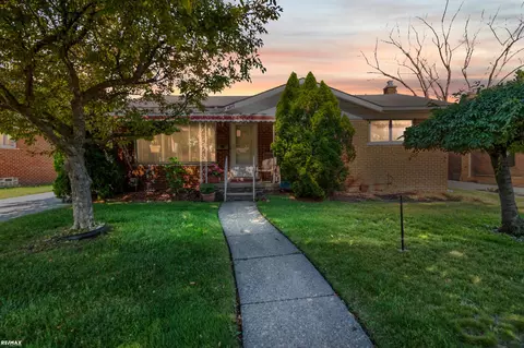 24201 Curie, Warren, MI 48091