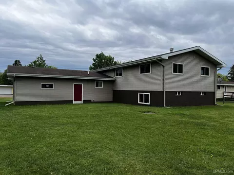Exterior - 2424 County Road 496, Ishpeming, MI 49849 photo 3 of 12