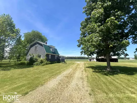 2687 N Geeck, Corunna, MI 48817