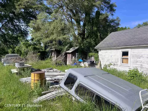 Exterior - 3367 E Lk, Clio, MI 48420 photo 2 of 3