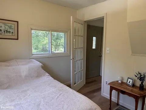 Bedroom - 9956 Sharp, Clifford, MI 48727 photo 2 of 3